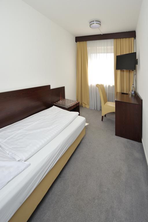 Hotel Zur Post Steimbke Εξωτερικό φωτογραφία